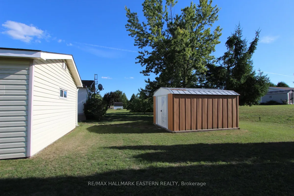 30 Lake Street, ON K0L 1Z0