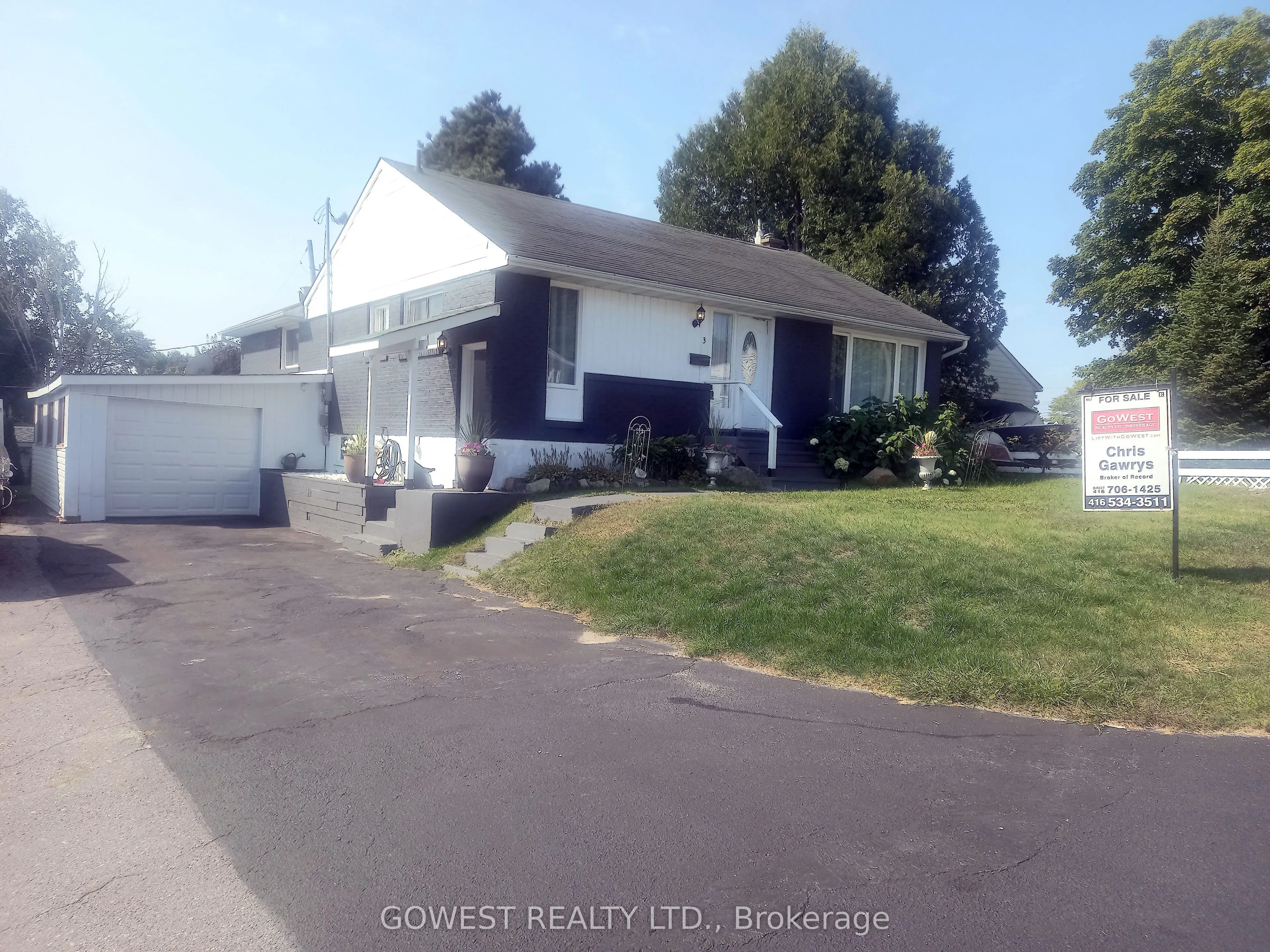 3 Hart Road, ON P5A 1P7