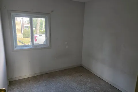 58 Centre Street, ON N0M 1T0