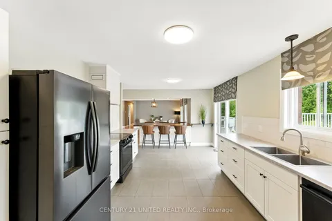 2038 Hilliard Street, ON K9J 6X2