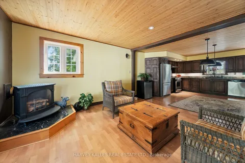 13667 Loyalist Parkway, ON K0K 2T0