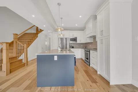 36 Walker Road, ON N5C 4H3