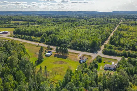 84 Round Lake Road, ON K0J 2A0