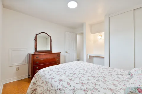 135 Downing Crescent, ON N6C 3C7