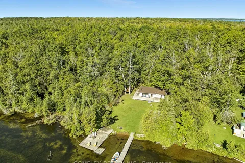 633 Grand Island N/A, ON K0M 1G0