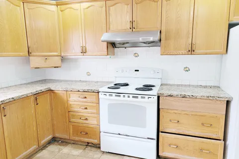 34 Robinson Avenue, ON K0M 2B0