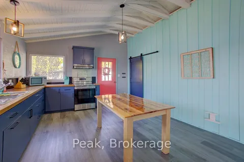 137 Road 100 N/A, ON N0G 1P0