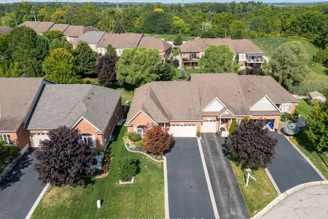 13 Iron Bridge Court, ON N3W 0A4