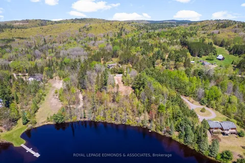 000 Old Barry's Bay Road, ON K0J 1B0