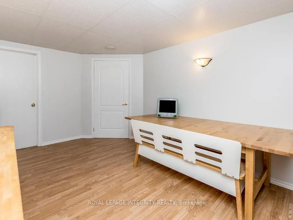 223 Willow Creek Circle, ON K2G 7B1