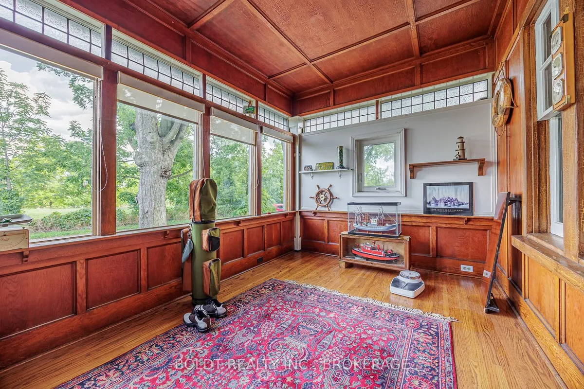 61 WELLAND Street, ON L2V 2B7