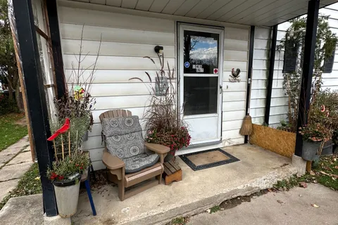 242 Victoria Street, ON N0L 1B0