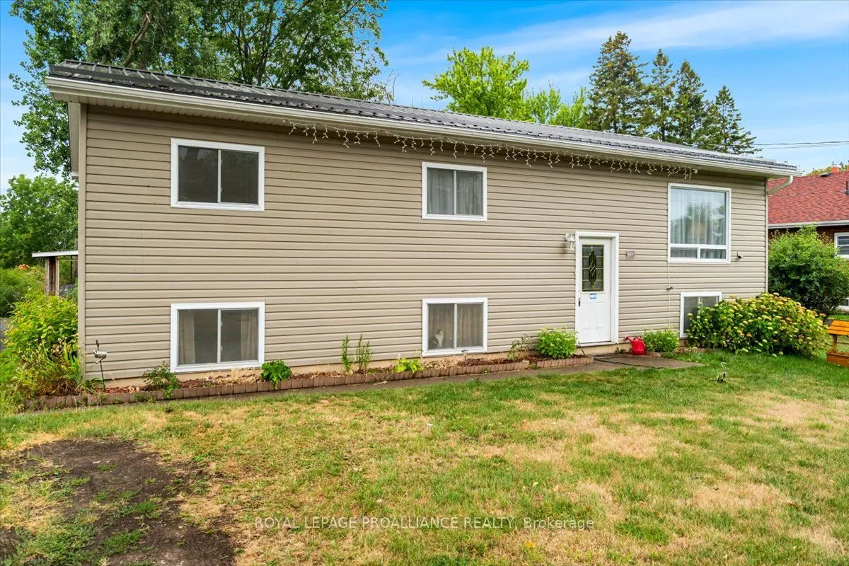 368 Stanley Avenue, ON K0K 1X0