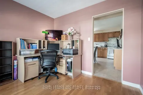 15 Kilgour Avenue, ON L3C 2P8