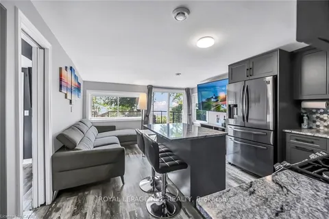 33 Dover Street, ON N1A 2W6