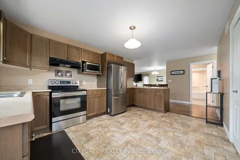 43 Follwell Crescent, ON K8N 5Z6