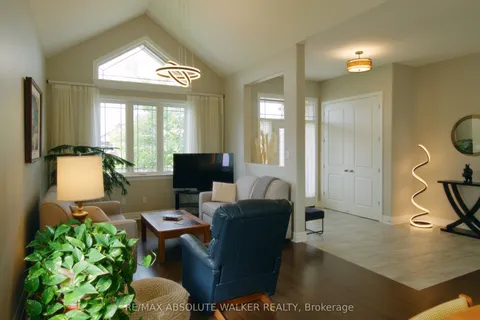 680 COBALT Street, ON K4K 0L8