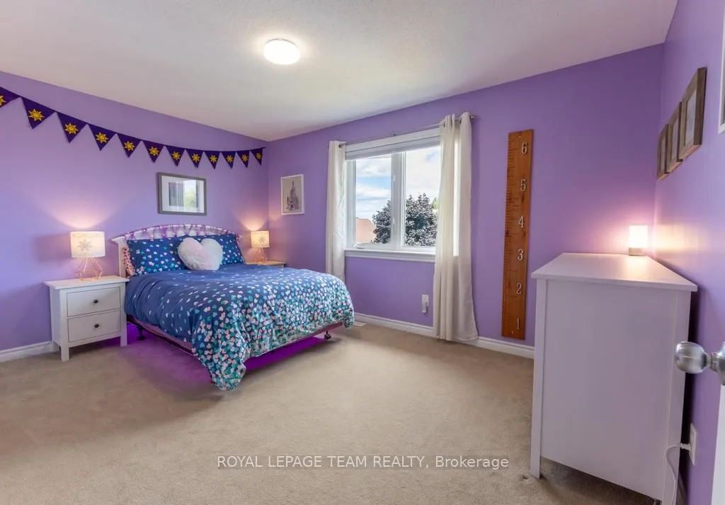 29 Carter Crescent, ON K7S 0C4