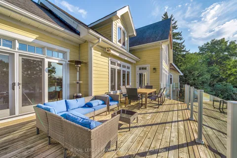 12698 Loyalist Parkway, ON K0K 2T0