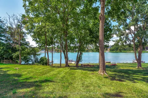 12698 Loyalist Parkway, ON K0K 2T0