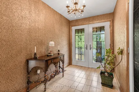 455 Front Road, ON K0B 1K0