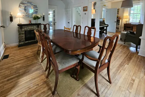 21 King Street, ON K0J 2A0