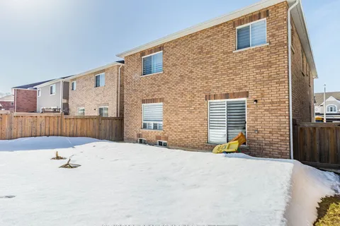 222 Irwin Street, ON L9V 2S1