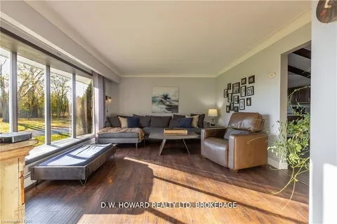 417 Highway 140 Highway, ON L3B 5N7