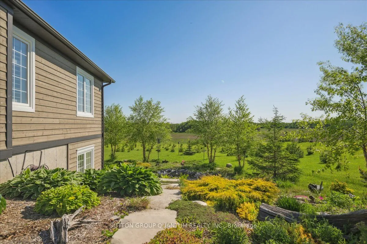 434555 4th Line, ON L9W 0P4