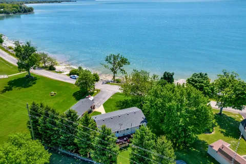 1697 Lakeshore Road, ON N0A 1P0