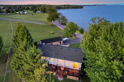 1697 Lakeshore Road, ON N0A 1P0