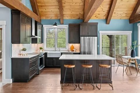 1040 Clyde Road, ON N1R 5S7