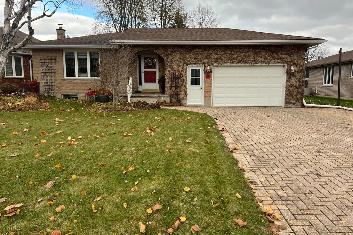 80 Queen Street, ON N0B 2R0