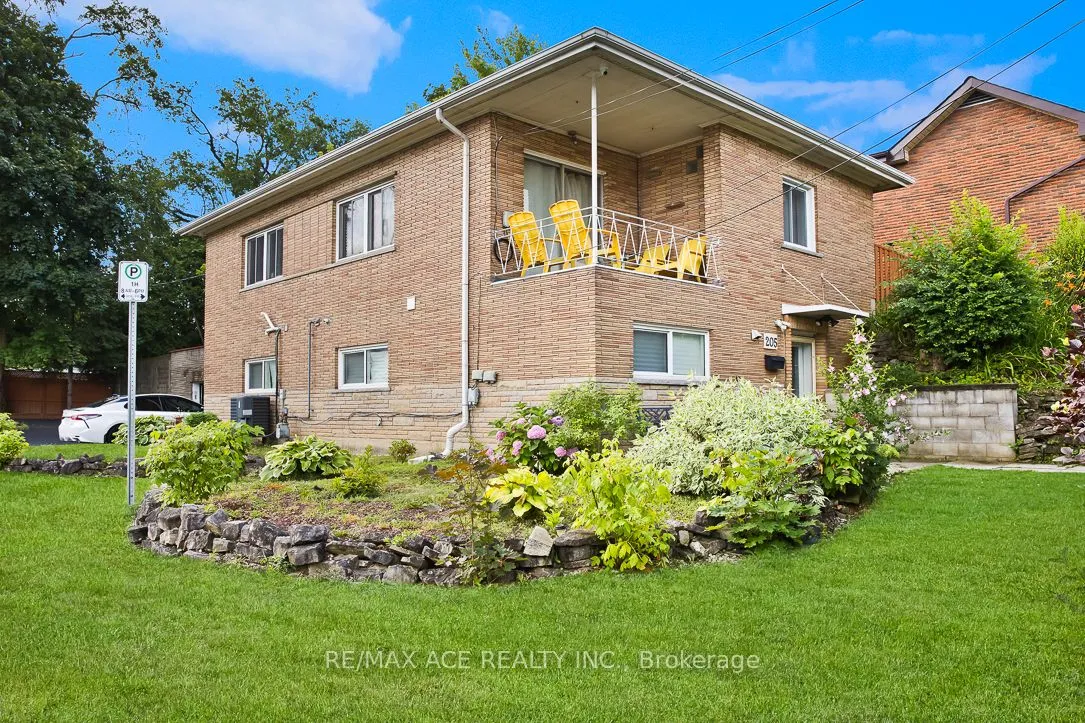 205 Emerson Street, ON L8S 2Y3