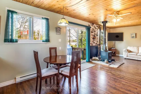 136 Maple Drive, ON N0H 1Z0