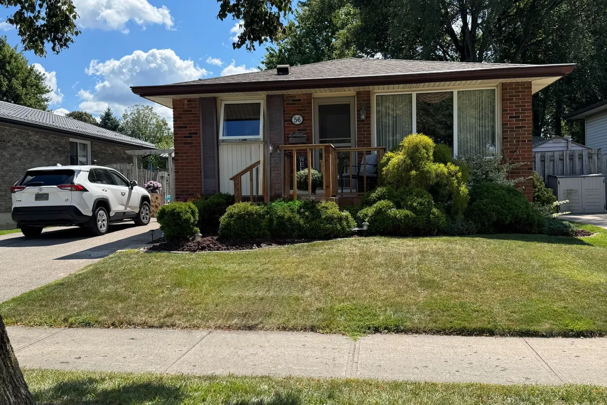 56 BARRETT Crescent, ON N6E 1T5