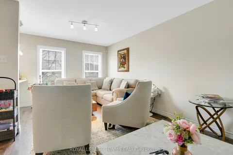 920 Messor Crescent, ON K2S 0P2