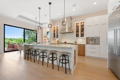 1981 Prince of Wales Drive, ON K2C 3J7