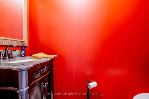 713 Clarence Street, ON L3K 6B8