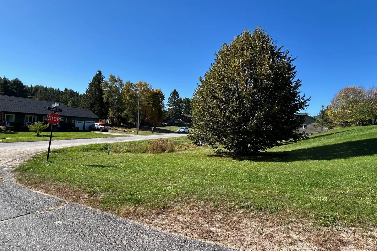 119 Centre Street, ON P0A 1C0