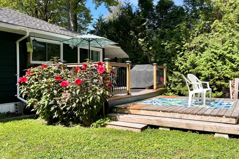 702 Yosacha Place, ON N2Z 2X3