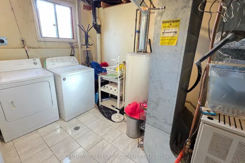 2 Muriel Crescent, ON N6E 2K5