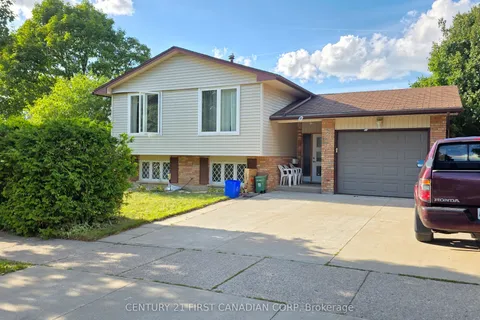 2 Muriel Crescent, ON N6E 2K5