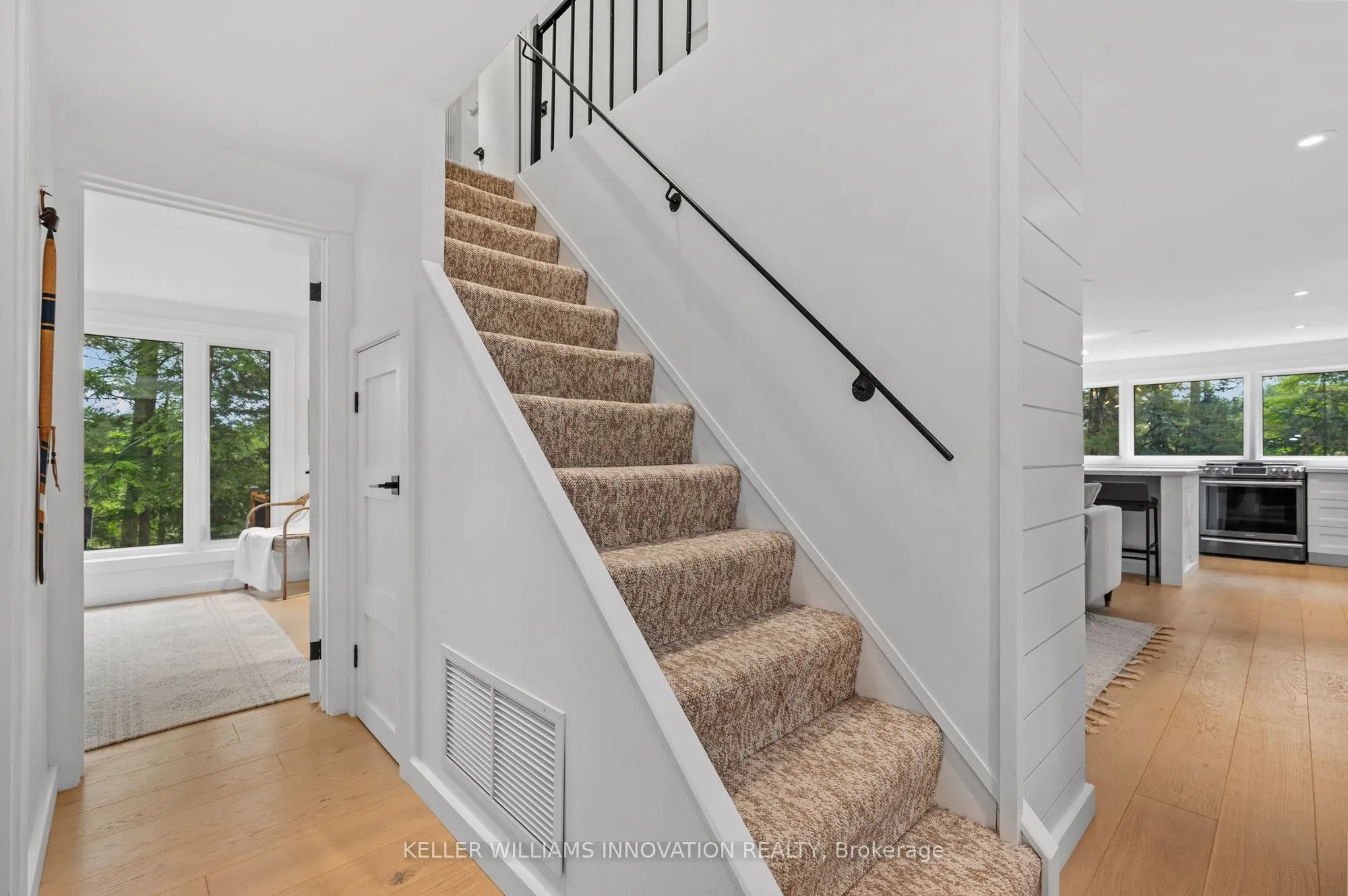 2872 Muskoka Road 118 N/A, ON P0B 1J0