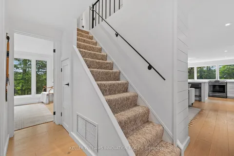 2872 Muskoka Road 118 N/A, ON P0B 1J0