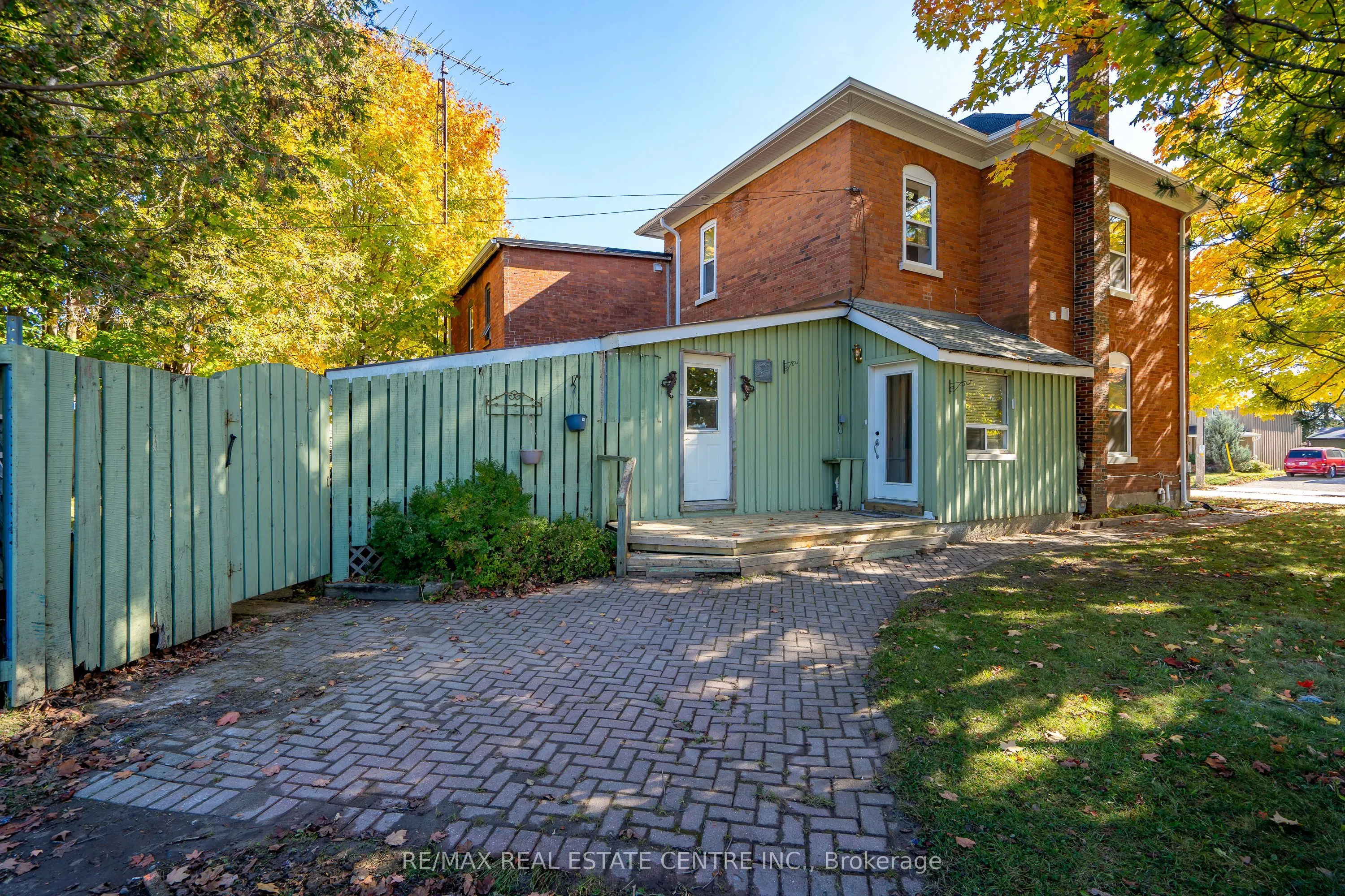 154 Main Street, ON L0N 1S3