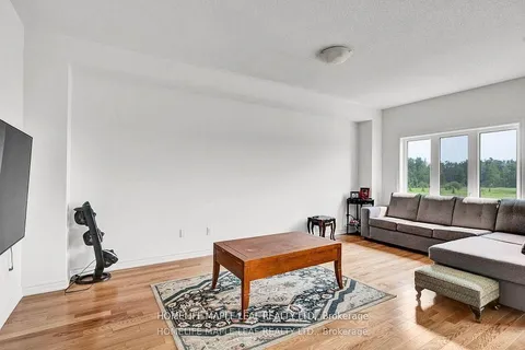 377 Russell Street, ON N0C 1B0