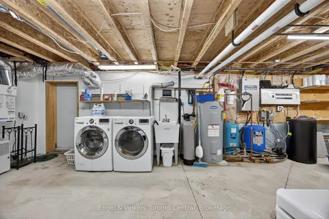 1750 Frank Cooper Trail, ON P1P 1R3