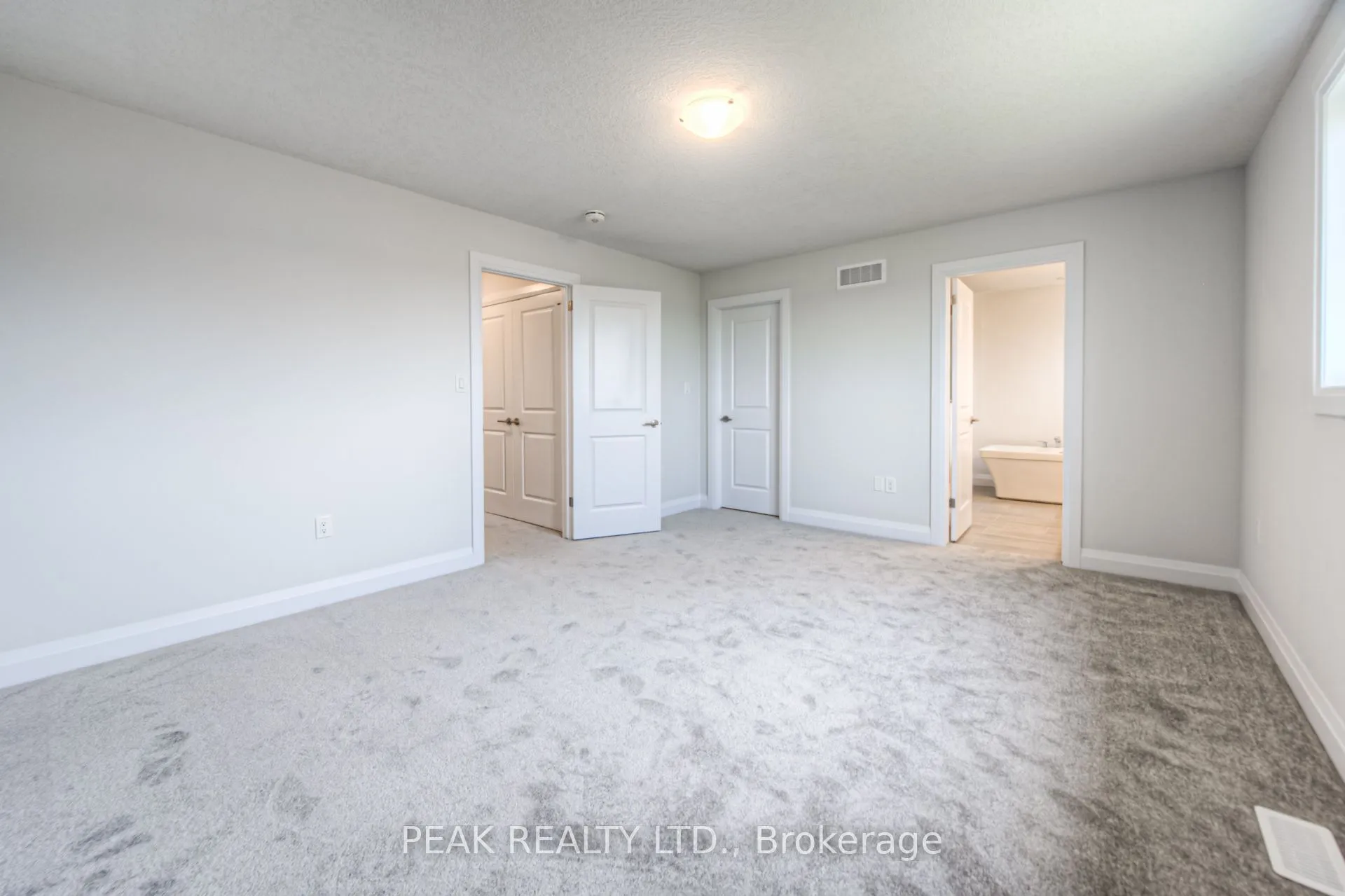 243 Applewood Street, ON N0J 1S0