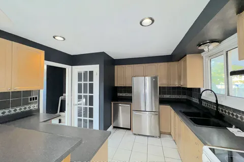 515 Grantham Avenue, ON L2M 6W2